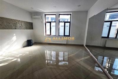 Spațiu comercial, de 150 mp, în Ultracentral - 9