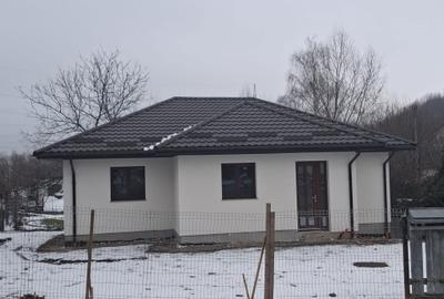 Casă cu 4 camere în Fălticeni - 4