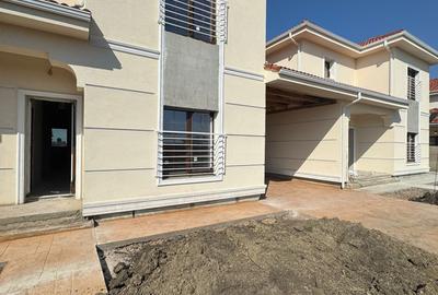 Duplex cu 5 camere cu Canalizare în Moșnița Nouă - 2