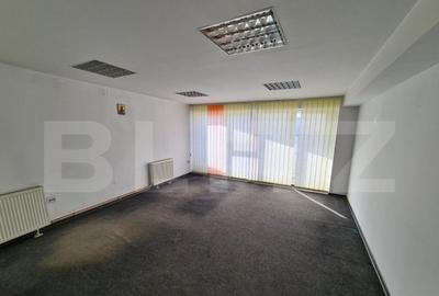 Casă cu 7 camere cu Teren 756 Mp în Central - 4