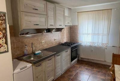 Apartament cu 2 camere decomandat, mobilat în Lujerului