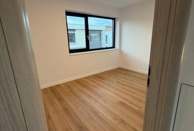Duplex cu 5 camere cu Teren 82 Mp în Bartolomeu - 12