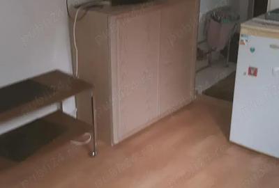 Garsonieră nedecomandată în Central - 1