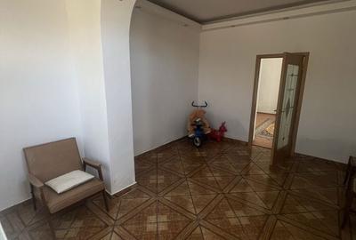 Casă cu 4 camere în Central - 5