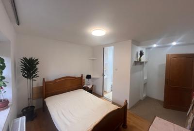 Apartament cu 3 camere decomandat, mobilat în Dealul Cetății - 1