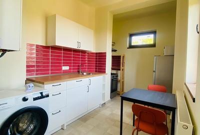 Apartament cu 2 camere semidecomandat în 1 Decembrie 1918 - 2