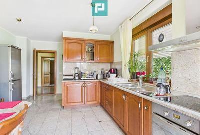 Casă cu 3 camere cu Teren 840 Mp în Sânleani