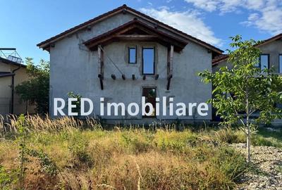 Casă cu Teren 500 Mp în Ostrovu Corbului - 4