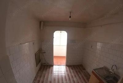 Oportunitate de Investi?ie: Apartament cu Doua Camere decomandat - 12