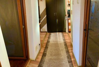 Apartament cu 3 camere decomandat în Petros - 6