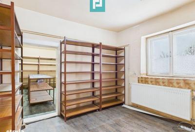 Spațiu comercial, de 412 mp, în Central - 5