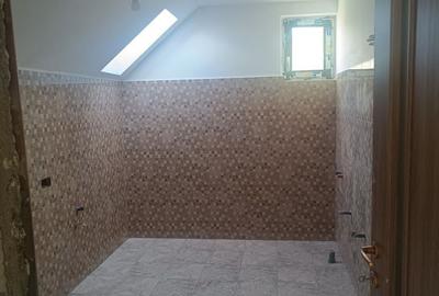 Casă cu 4 camere în Ipotești - 7