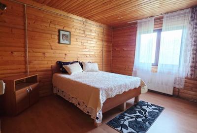 Casă cu 4 camere cu Teren 746 Mp în Moieciu - 7