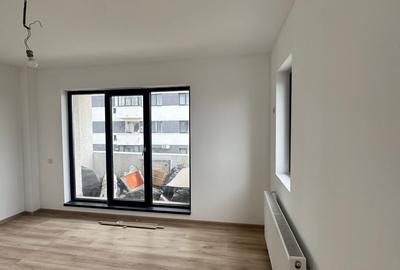 Apartament cu 3 camere decomandat în Militari - 1