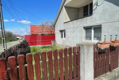 Casă cu 3 camere cu Teren 3000 Mp în Central - 4