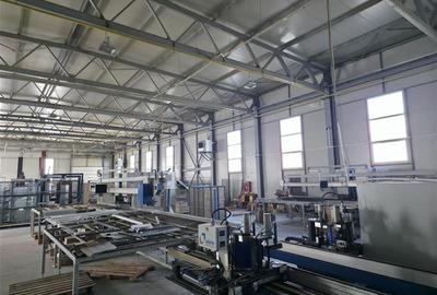 Spațiu industrial, de 1,950 mp, în Central - 15