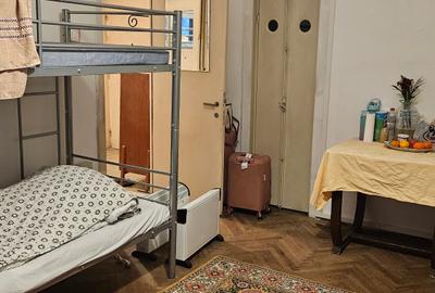 Apartament de 2 camere decomandat in Blocul Patria - 4