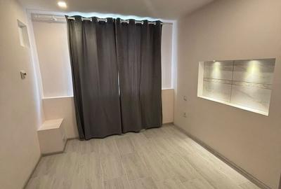 Apartament cu 3 camere în Central - 13
