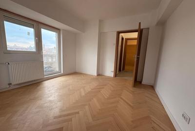 Apartament cu 4 camere în P-ța Unirii - 10