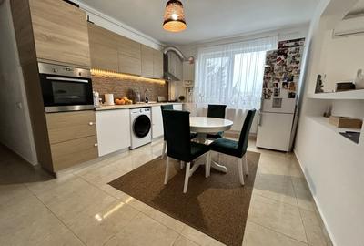 Apartament cu 3 camere semidecomandat, mobilat în Central - 13