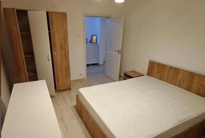 3 Camere Podu Ros - Liceul Emil Racovita - 1