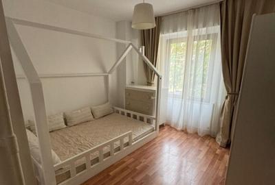 Apartament cu 3 camere decomandat în Decebal - 5