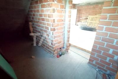 Casa noua de vanzare 780 mp teren garaj pivnita in Daia Sibiu - 8