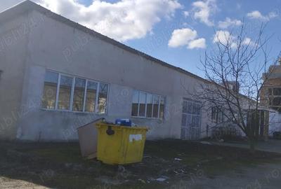 Spațiu comercial, de 560 mp, în Central - 1