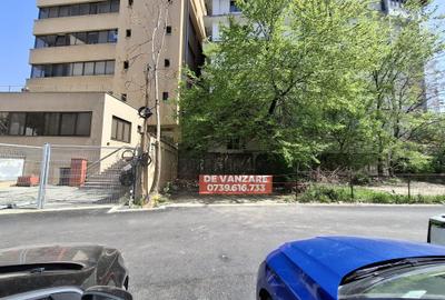 Teren  3 min.metrou Grozavesti zona  cu vad foarte traficata ! - 3