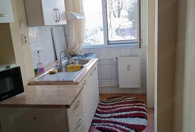 Garsonieră decomandată în Decebal - 2