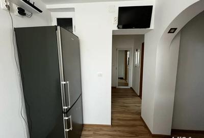 Inchiriez apartament - 3