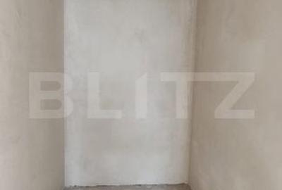 Casă cu 3 camere cu Teren 200 Mp în Central - 15