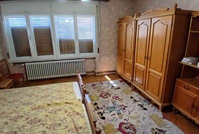 Casa cu 5 camere si 2 garaje in Caransebes - 6
