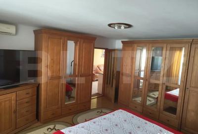 Apartament cu 3 camere decomandat, mobilat în Rădăuți