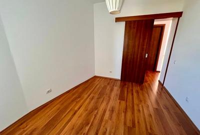 Vând apartament de 3 camere cu suprafață de 66 mp plus balcon de 4 mp - 9