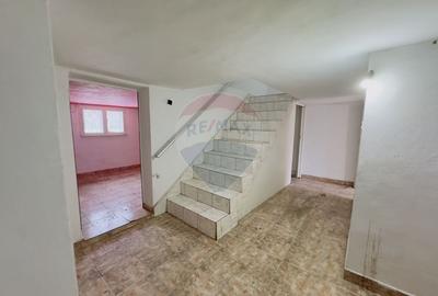 Casă / Vilă de vânzare  în zona Garii / Str. Depoului - 9