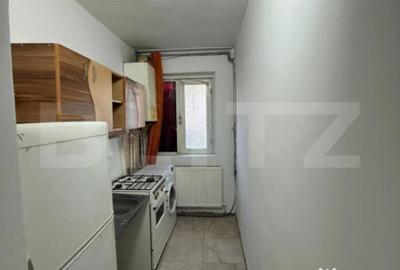 Apartament cu 2 camere nedecomandat în Micro 11