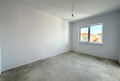 Duplex cu 5 camere cu Canalizare în Dumbrăvița - 6