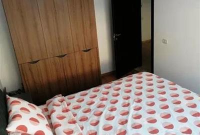 Apartament cu 2 camere decomandat, mobilat în Sânpetru