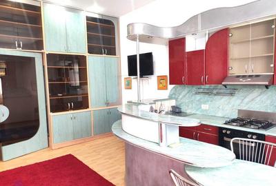 Apartament 3 camere ultracentral - 1