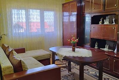 Apartament cu 3 camere decomandat în Central - 2