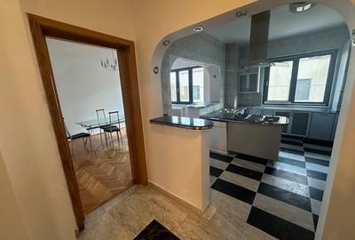 Cotroceni , Doctor Carol Davila, metrou Eroilor, piscina, constructie 2000! - 10