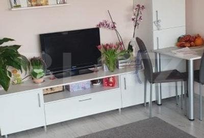 Apartament de 3 camere, 50mp, zona Aradului