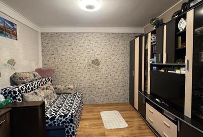 De vânzare Apartament semi-decomandat | Metrou Apărătorii Patriei – Sector 4 - 1