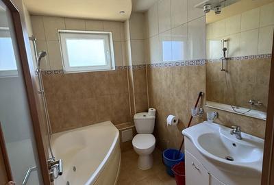 Apartament cu 3 camere decomandat, mobilat în Central - 2