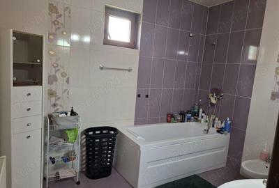 Comision cumparator 0 , casa parter , etaj si mansarda - 1