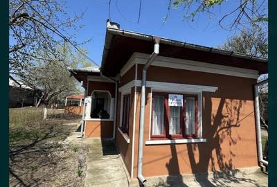 Casă cu 4 camere cu Teren 1370 Mp în Slobozia - 7