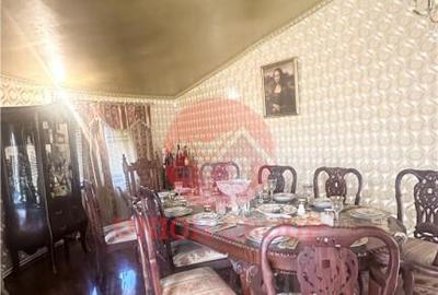 Casă cu 7 camere cu Teren 660 Mp în Lazu - 6