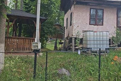 Casă cu 3 camere în Capitale - 1