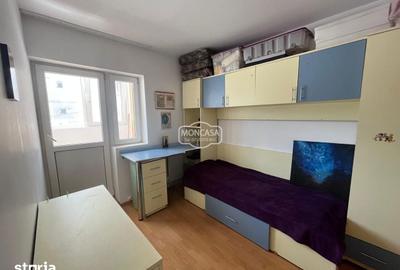 Apartament cu 3 camere decomandat în Central - 1